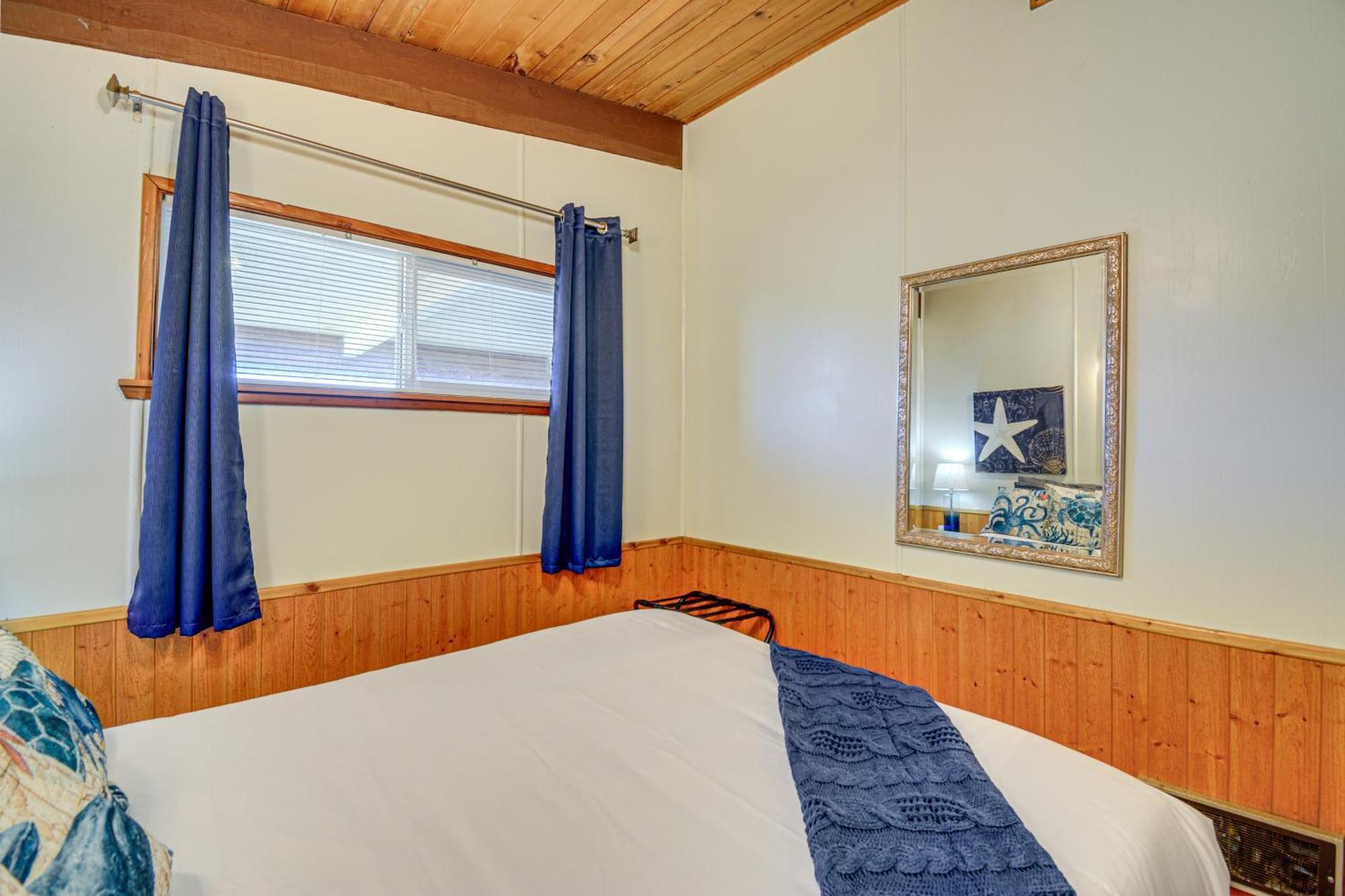 Pet-Friendly Washington Retreat With Hot Tub And Deck! Villa Ocean Shores Exterior photo